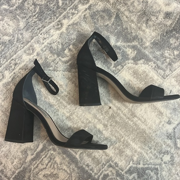 Steve Madden Dillion black nubuck size 7 block heel - Picture 3 of 3